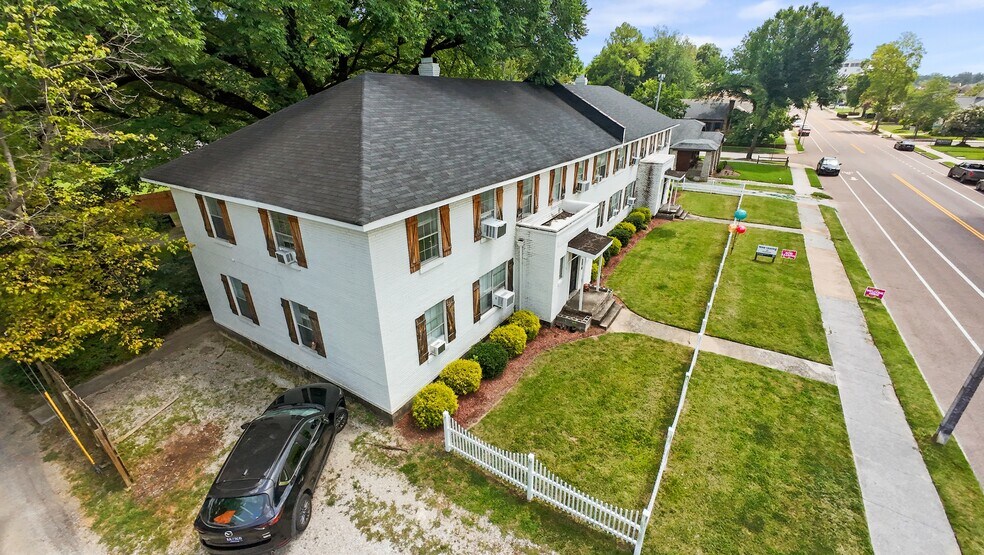 100 N Cooper St, Memphis, TN à vendre - Photo du bâtiment - Image 2 de 15