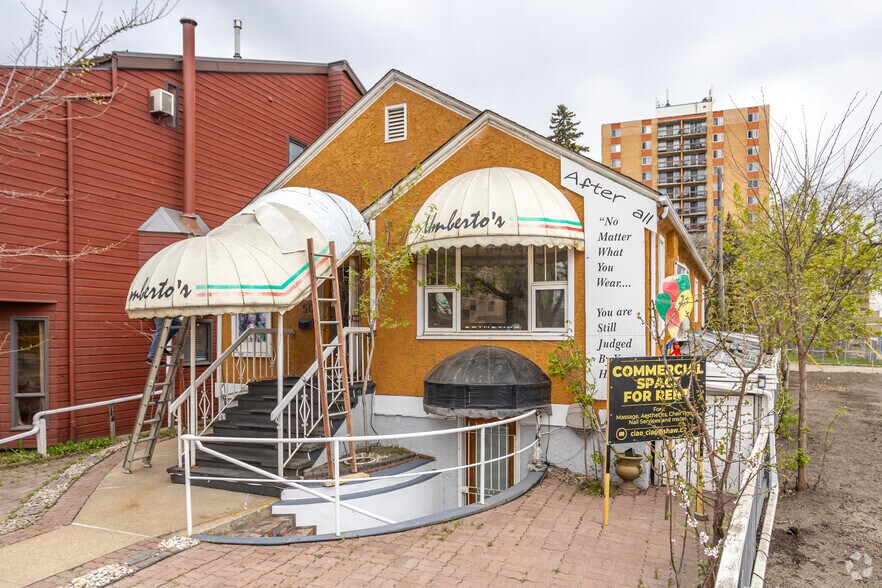 10350 121 St NW, Edmonton, AB à louer - Photo du bâtiment - Image 2 de 2
