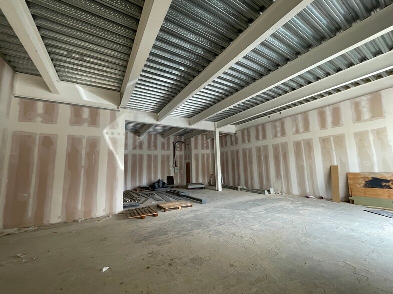 Chapel St, Rugby for lease - Interior Photo - Image 3 of 4