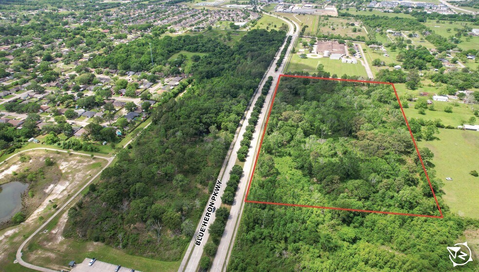 1401 Blue Heron Pky, Baytown, TX for sale - Building Photo - Image 1 of 1