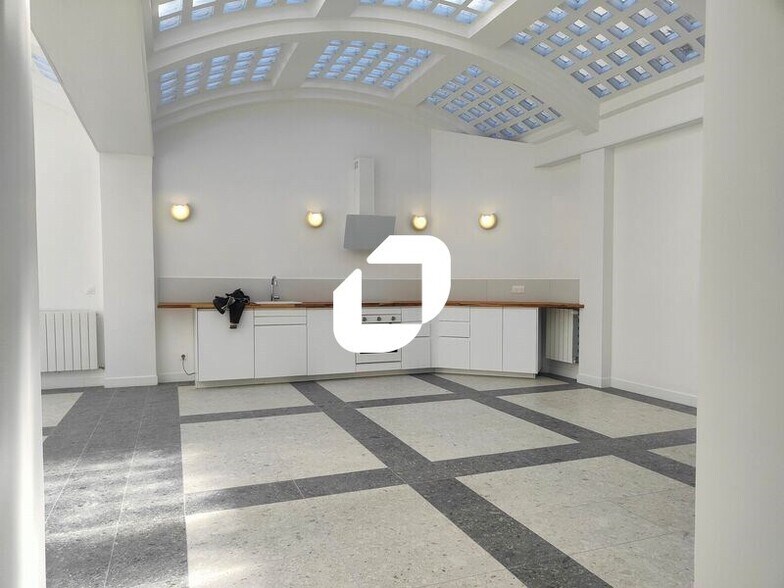 Office in Levallois-Perret for sale - Interior Photo - Image 3 of 9