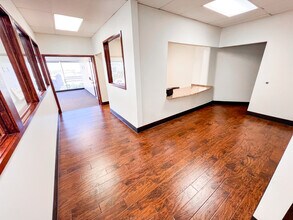 201-203 W Wall St, Midland, TX à louer Photo intérieure- Image 1 de 11