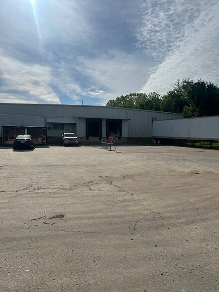 301 Jane pl, Lowell, AR à vendre - Photo du bâtiment - Image 3 de 8