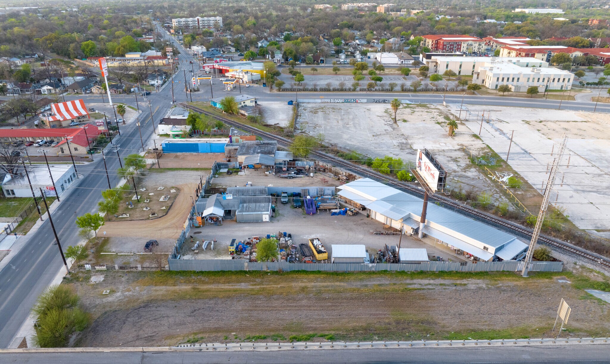 Roosevelt Shopping Center portfolio of 3 properties for sale on LoopNet.ca Building Photo- Image 1 of 21
