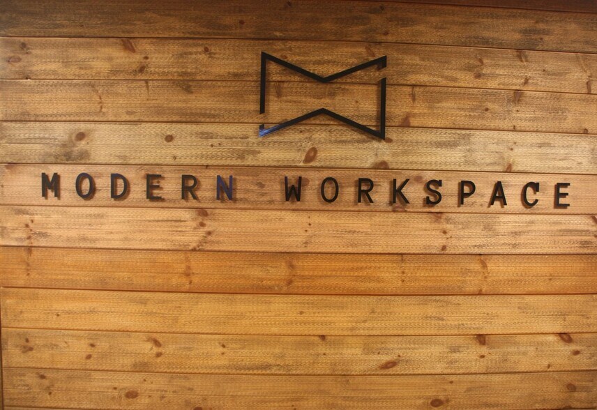 60 Munson Meeting Way, Chatham, MA à louer - Photo du bâtiment - Image 3 de 12