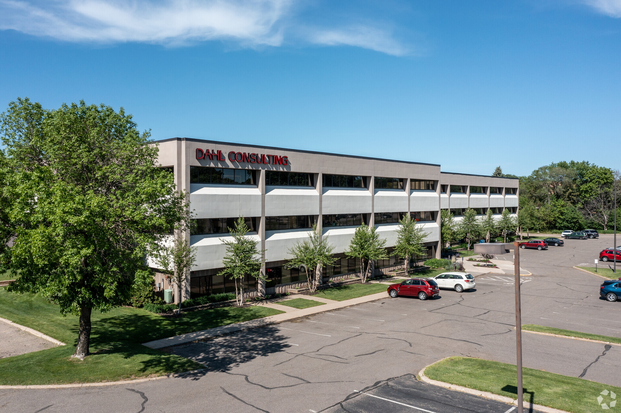 2277 W Highway 36, Roseville, MN for sale Primary Photo- Image 1 of 1