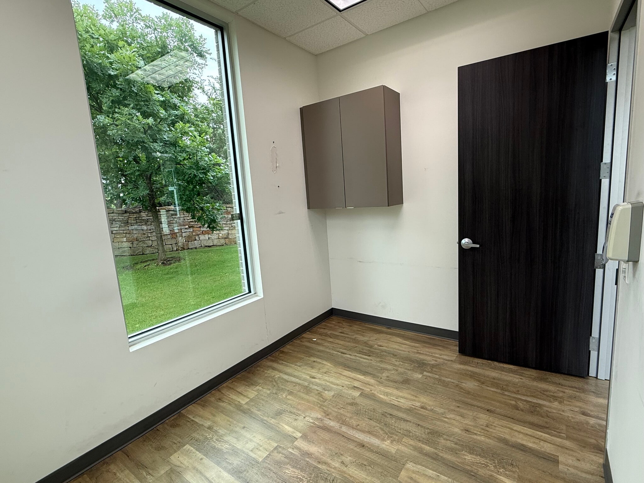 301 S Denton Tap Rd, Coppell, TX for lease Interior Photo- Image 1 of 6