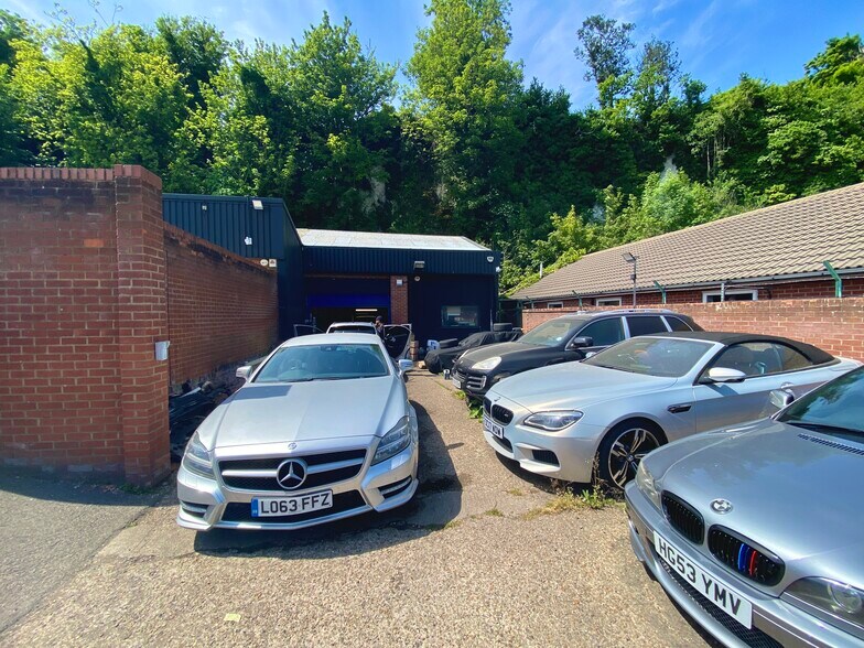 7-10 Station Approach, Hitchin à louer - Photo du bâtiment - Image 3 de 6