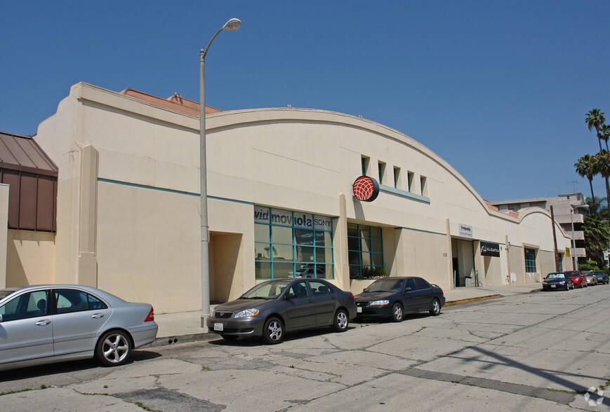 1141 N Mansfield Ave, Los Angeles, CA for lease - Building Photo - Image 3 of 7