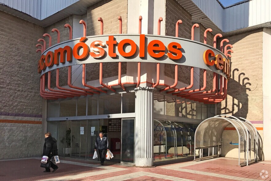 Calle Libertad, 38, Móstoles, Madrid à louer - Photo du bâtiment - Image 3 de 4