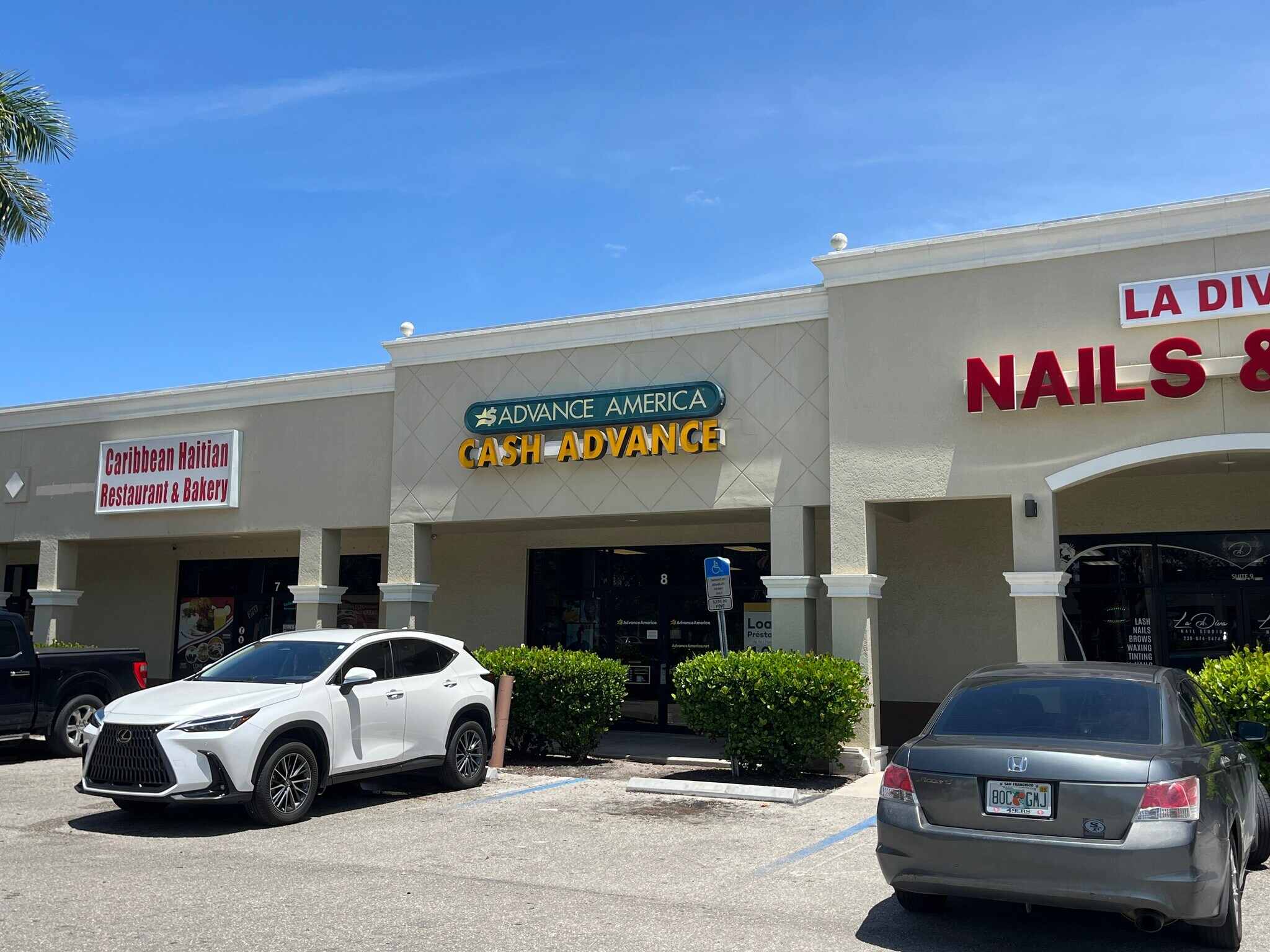 2814 Lee Blvd, Lehigh Acres, FL à vendre Photo du bâtiment- Image 1 de 1