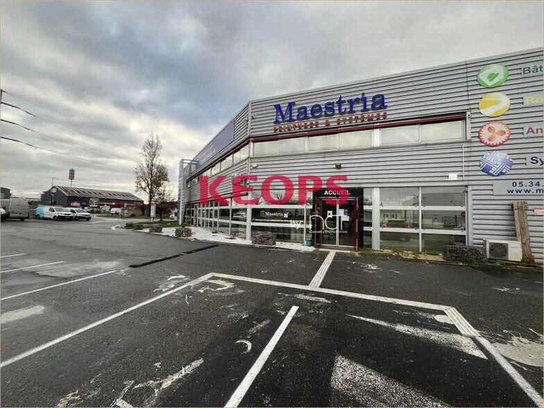 Flex dans Toulouse à louer - Photo du bâtiment - Image 2 de 8