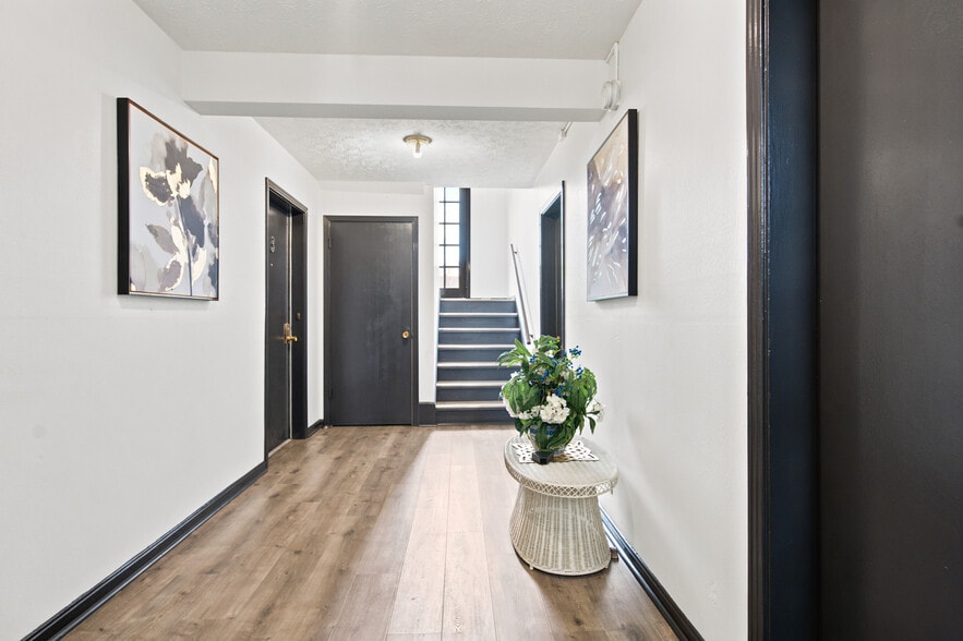 4219-4221 N Church Way, Louisville, KY for sale - Building Photo - Image 3 of 12