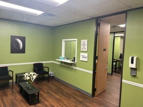 8200 Wednesbury Ln, Houston, TX for lease Building Photo- Image 1 of 2