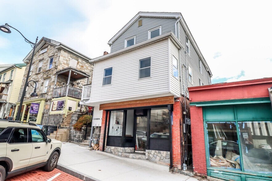 15 Minerva St, Derby, CT à louer - Photo du bâtiment - Image 2 de 4