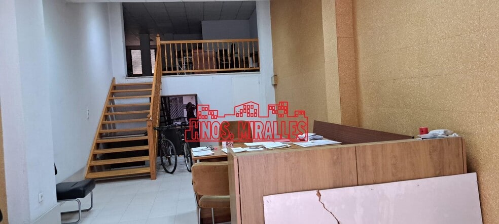 Retail in Aspe, Alicante for sale - Interior Photo - Image 2 of 13