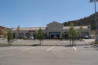 18500 Via Princessa, Canyon Country, CA for lease Building Photo- Image 1 of 2