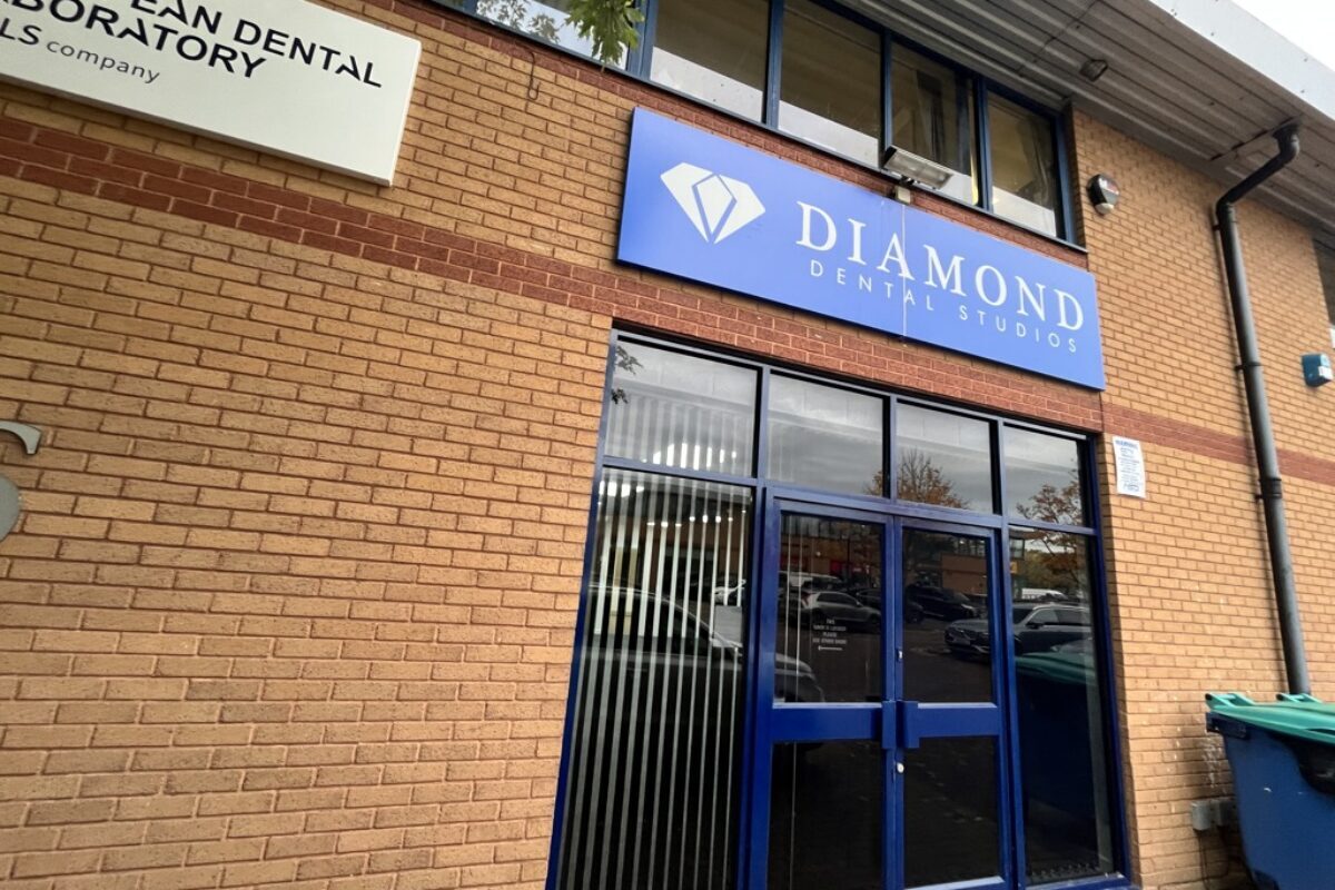 Lustleigh Close, Exeter à louer Photo du bâtiment- Image 1 de 2