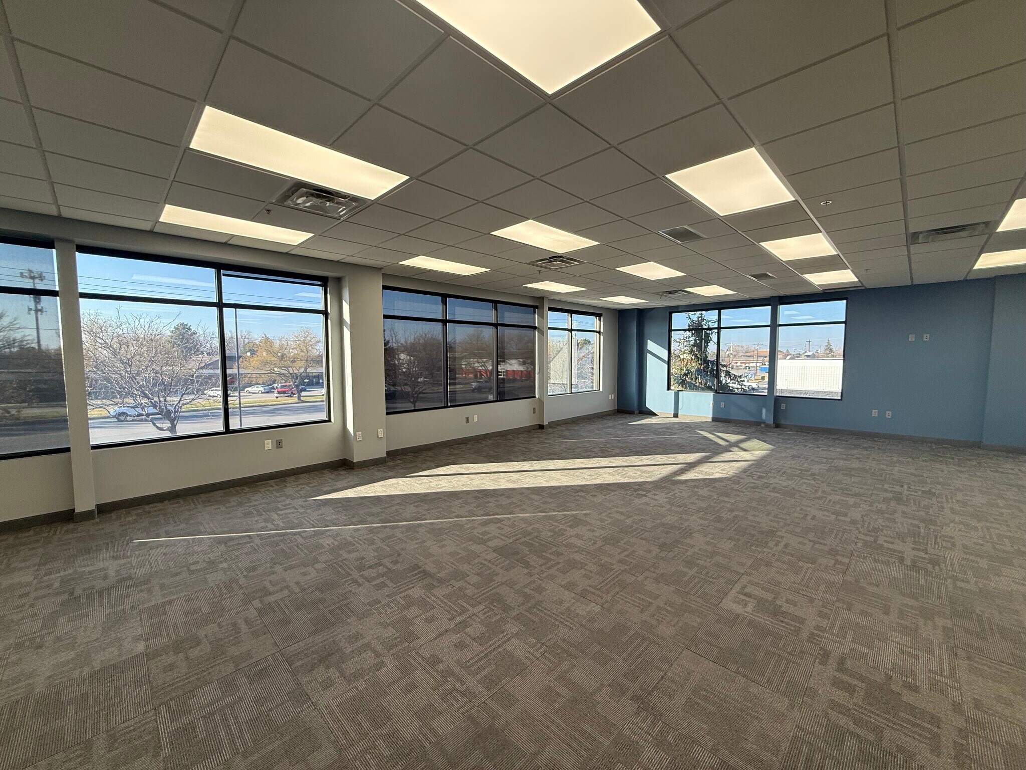 8899 S 700 E, Sandy, UT à louer Photo intérieure- Image 1 de 4