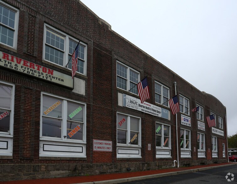 600 Main St, Riverton, NJ à vendre - Photo du bâtiment - Image 3 de 69