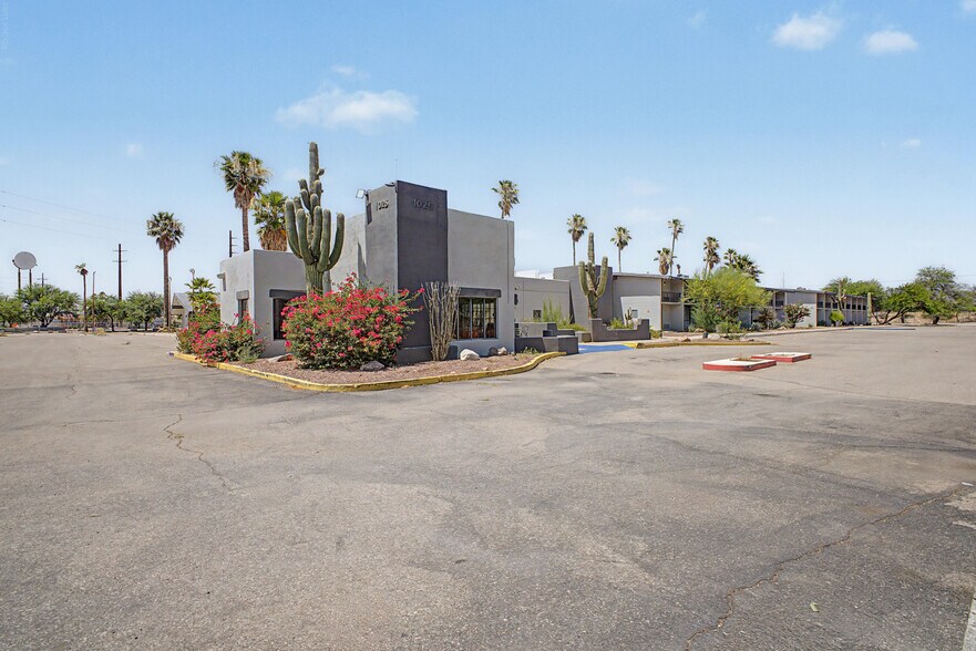 1025 E Benson Hwy, Tucson, AZ à vendre - Photo du bâtiment - Image 2 de 14
