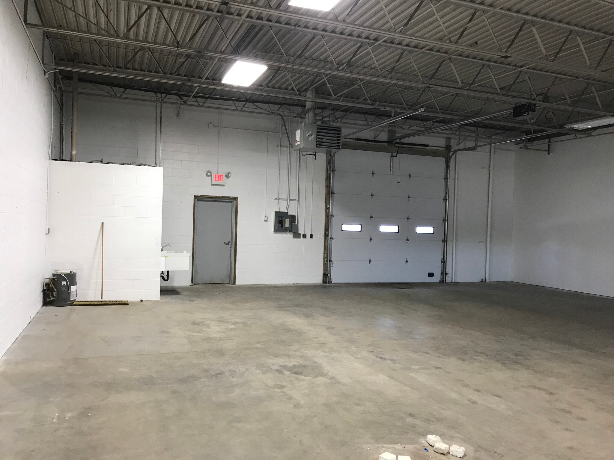 1239-1309 Monroe Ave, New Philadelphia, OH à louer Photo du bâtiment- Image 1 de 4