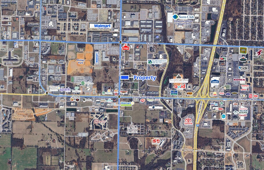 SE J Street, Bentonville, AR à vendre - Photo du bâtiment - Image 3 de 3