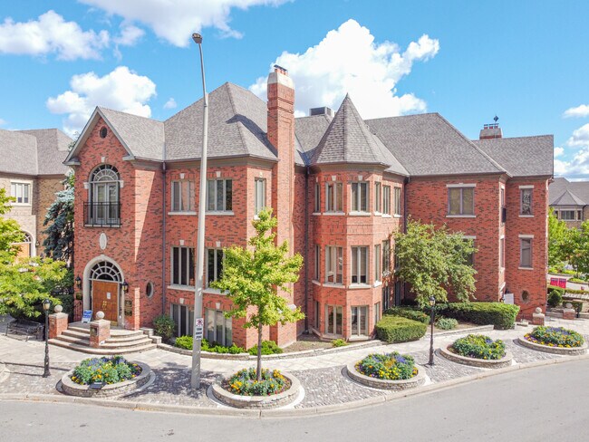 More details for 4284 Village Centre Crt, Mississauga, ON - Office for Sale