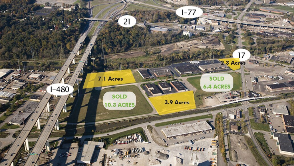 Cloverleaf Pky, Valley View, OH à vendre Aérien- Image 1 de 5