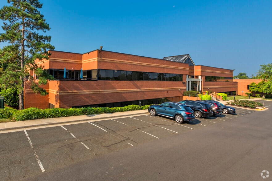 10003 Derekwood Ln, Lanham, MD for lease - Building Photo - Image 3 of 18