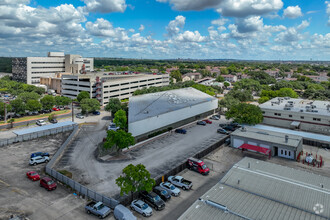 8601 Village Dr, San Antonio, TX - aerial  map view