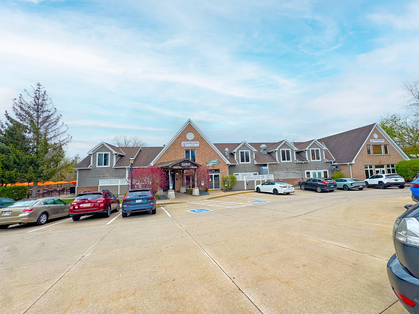 2291 Riverfront Pky, Cuyahoga Falls, OH for lease Building Photo- Image 1 of 6