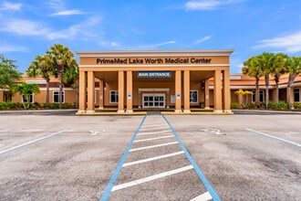 7408 Lake Worth Rd, Lake Worth, FL for lease Interior Photo- Image 1 of 12