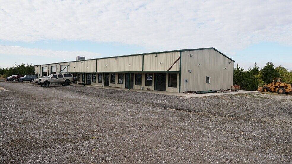 902 Elliott Rd, Sherman, TX for lease - Primary Photo - Image 1 of 14