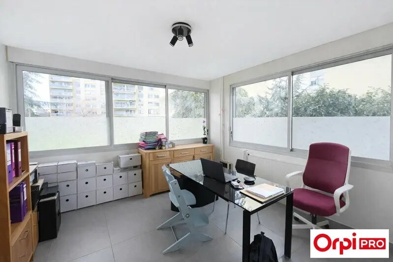 Bureau dans Lyon à vendre Photo du bâtiment- Image 1 de 7