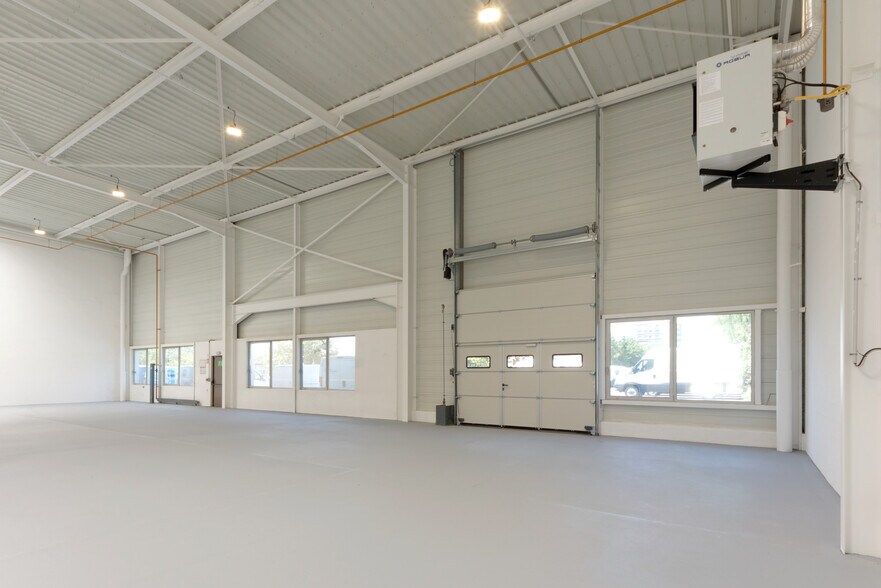 Flex dans Le Blanc-Mesnil à louer - Photo intérieure - Image 2 de 3