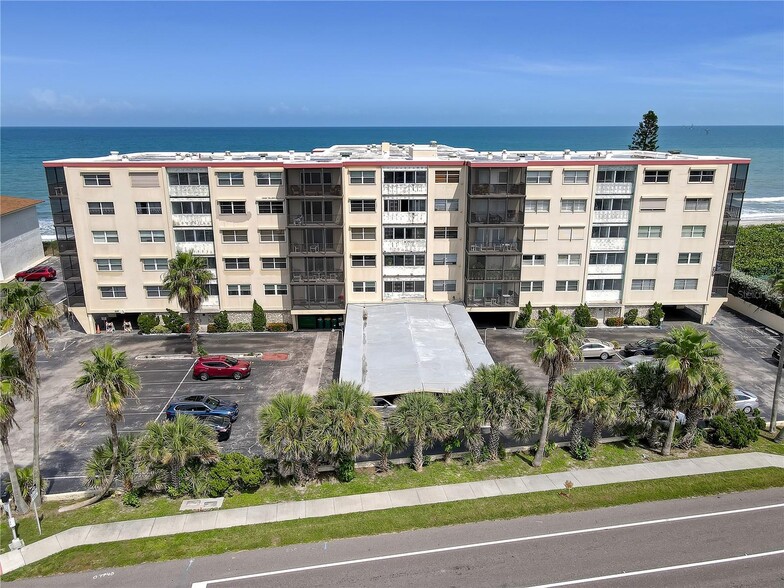 205 Florida A1A, Satellite Beach, FL à vendre - Photo principale - Image 1 de 1