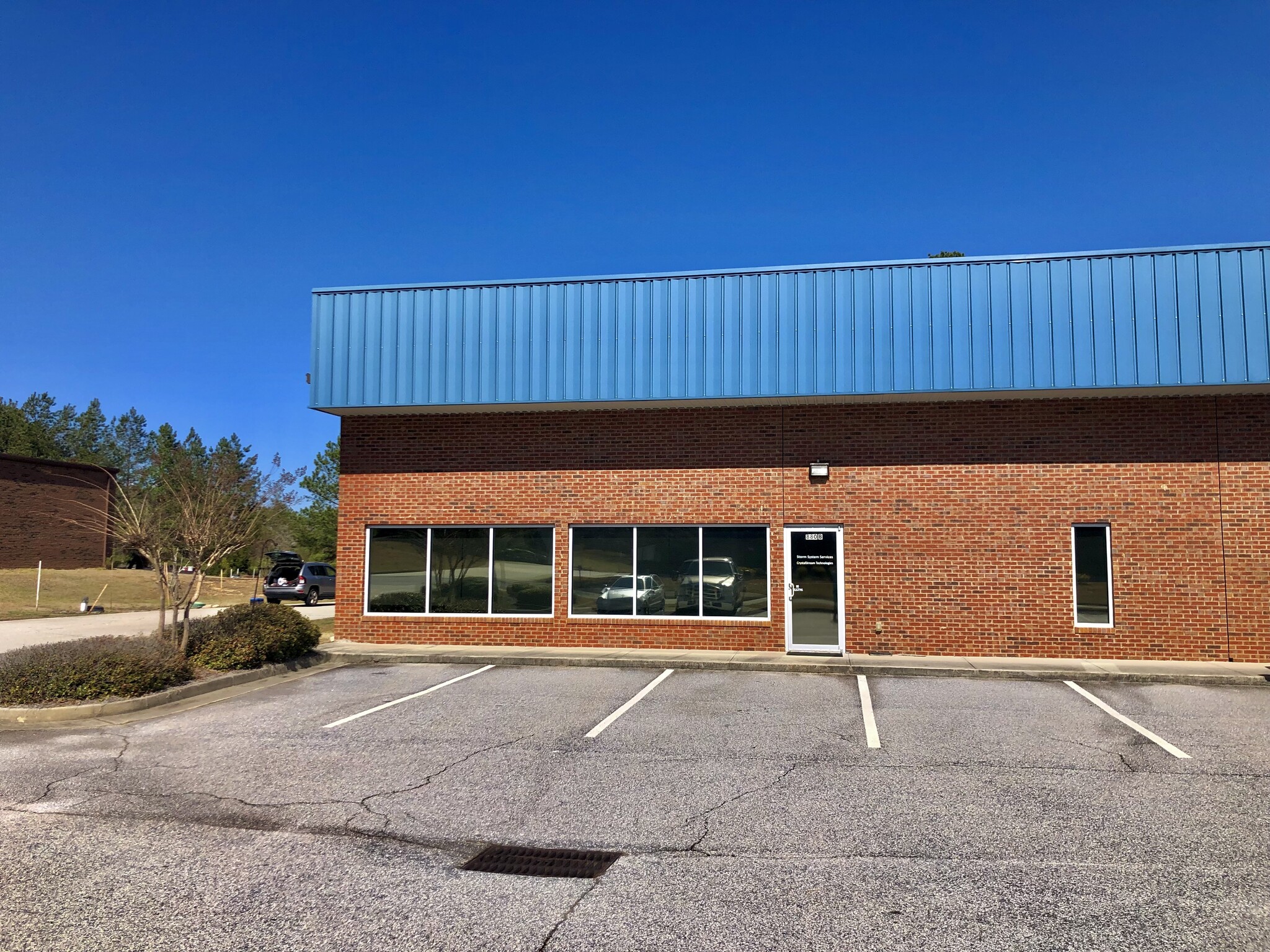 880 Royal Park Dr, Monroe, GA for lease Building Photo- Image 1 of 5