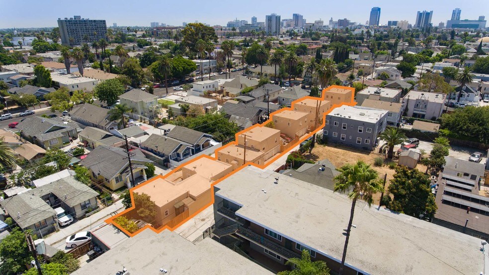 435-437 W 11th St, Long Beach, CA à vendre - Photo du bâtiment - Image 3 de 15