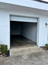 50 NE Dixie Hwy, Stuart, FL for lease Interior Photo- Image 1 of 1