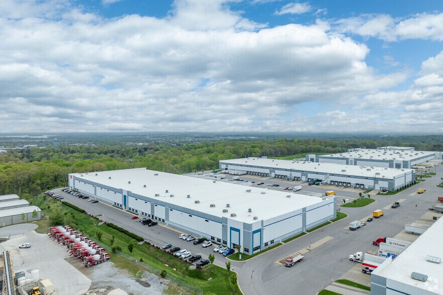 250 Mason Rd, La Vergne, TN à louer - Aérien - Image 2 de 6