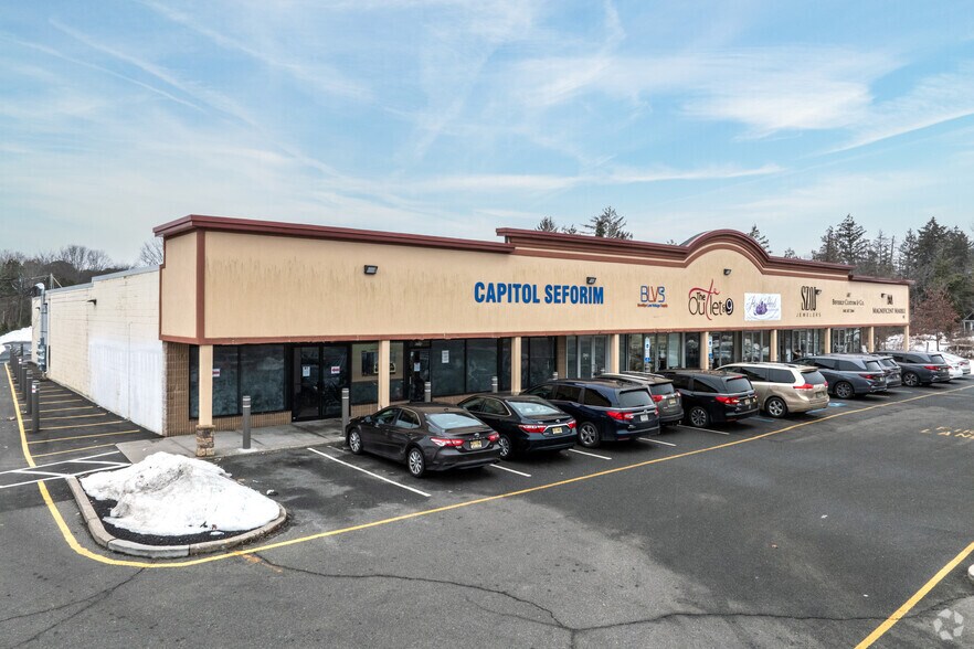 6520 US Highway 9, Howell, NJ à vendre - Photo du bâtiment - Image 2 de 3