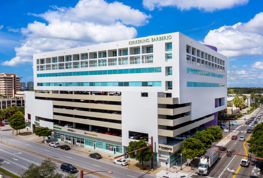 1990 Main St, Sarasota, FL à louer - Photo principale - Image 1 de 36