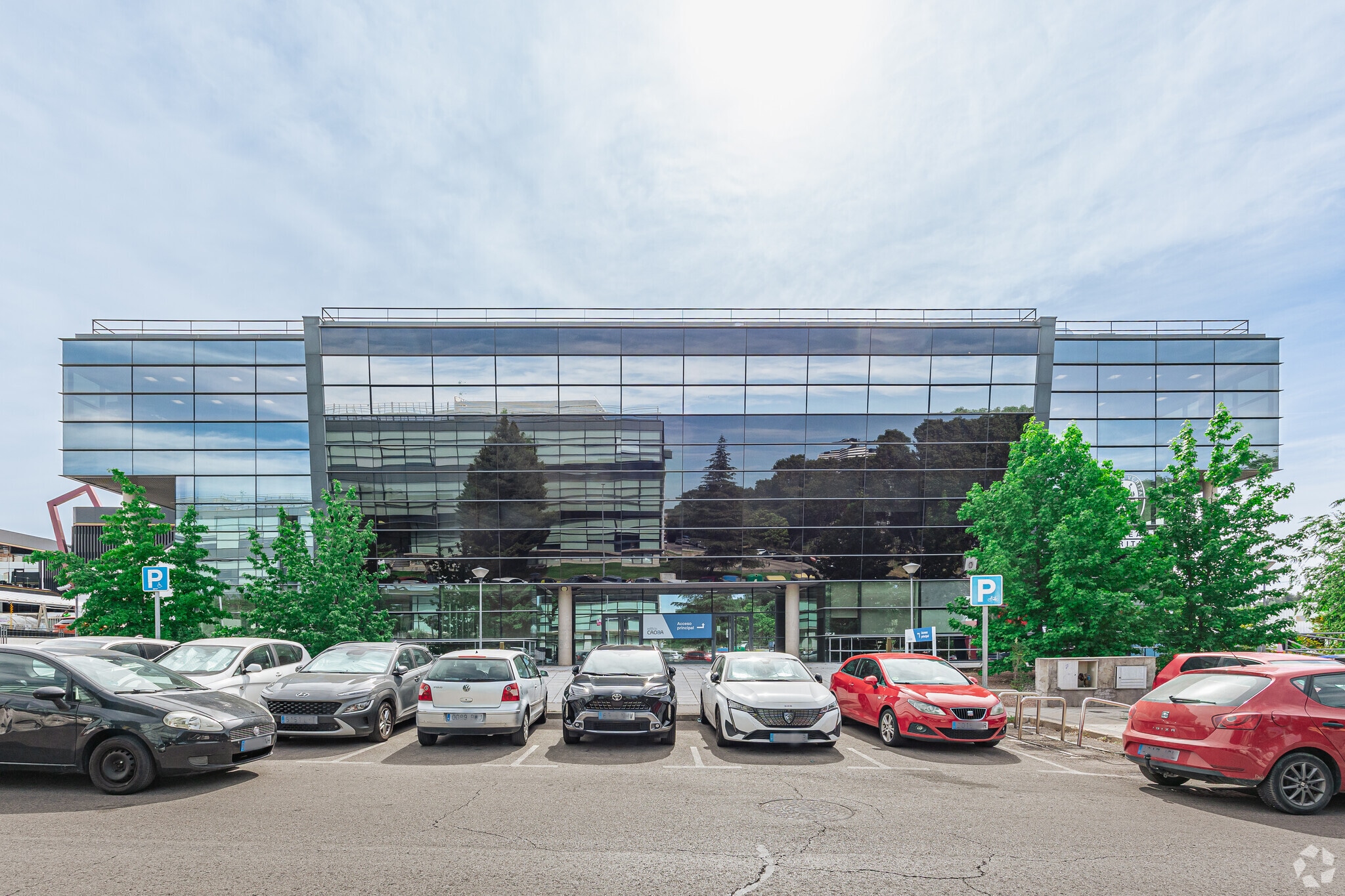 Calle Valportillo i, 22-24, Alcobendas, Madrid for lease Primary Photo- Image 1 of 19