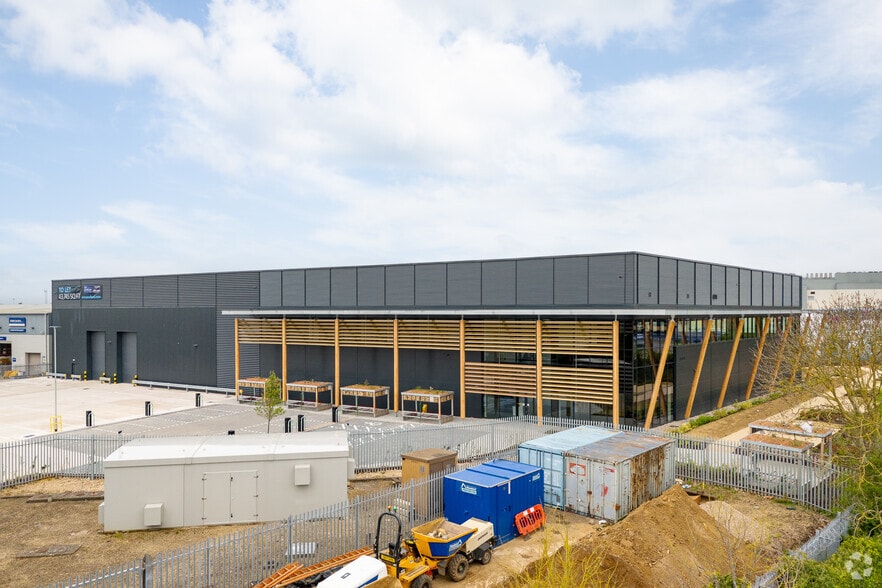 Oxford Rd, Oxford for lease - Building Photo - Image 3 of 8