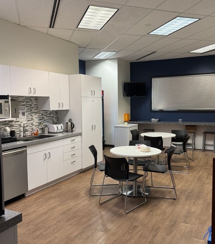 550 Burrard St, Vancouver, BC à louer Photo intérieure- Image 1 de 2