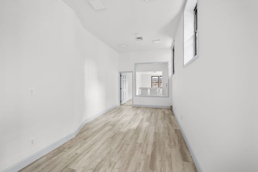 640 Amsterdam ave, New York, NY à louer - Photo du bâtiment - Image 2 de 4