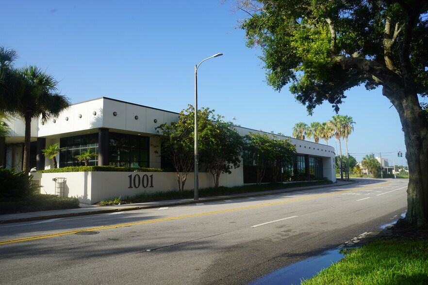 1001 N Orange Ave, Orlando, FL à louer - Photo du bâtiment - Image 2 de 25