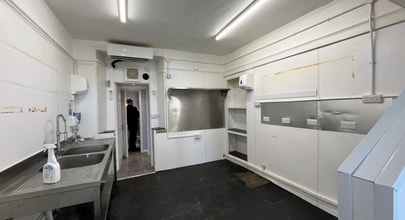 8 Glandovey Ter, Aberdovey for lease Interior Photo- Image 1 of 5