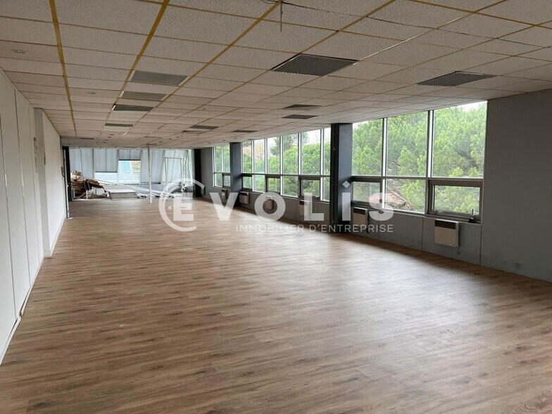 Bureau dans Mérignac à louer - Photo du bâtiment - Image 3 de 4